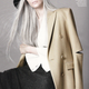 Illustration for article titled How Hipster Gray Hair Became A emVogue/em-Endorsed Look
